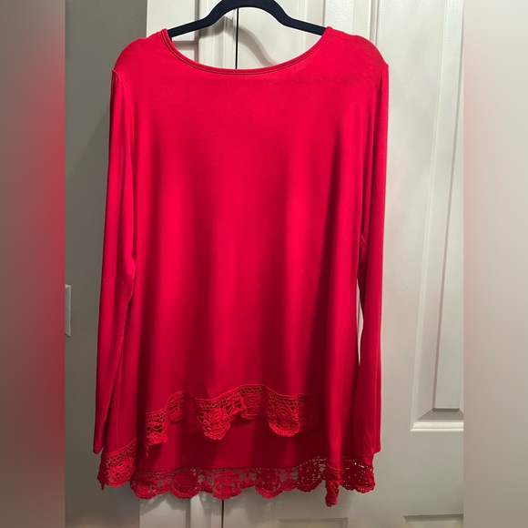 High-low Top with Crochet Trim - NWT - size XL - Picture 3 of 8